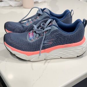 Skechers Blue and Pink Sneakers